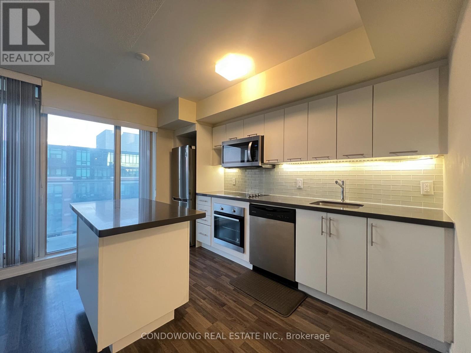 E1005 - 555 Wilson Avenue, Toronto, Ontario  M3H 0C5 - Photo 10 - C12495932