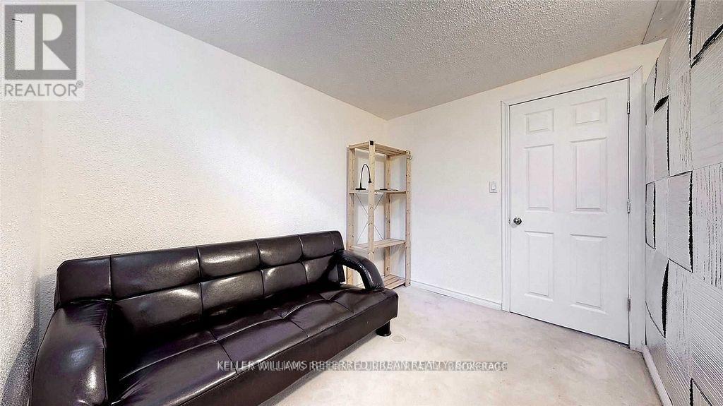 Lower - 3 Robert Hicks Drive, Toronto, Ontario  M2R 3R1 - Photo 4 - C12496002