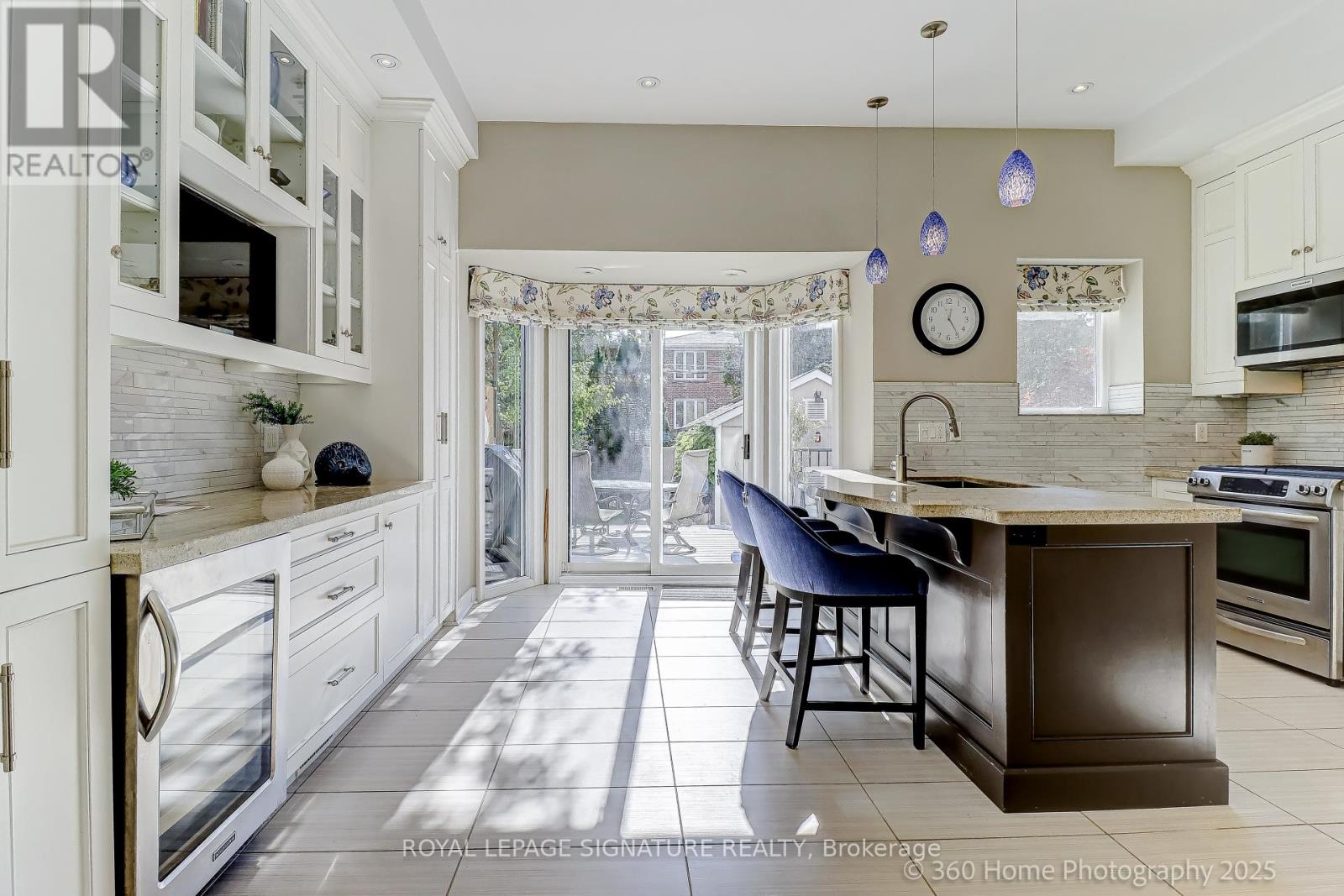 343 Cranbrooke Avenue, Toronto, Ontario  M5M 1N2 - Photo 10 - C12496050