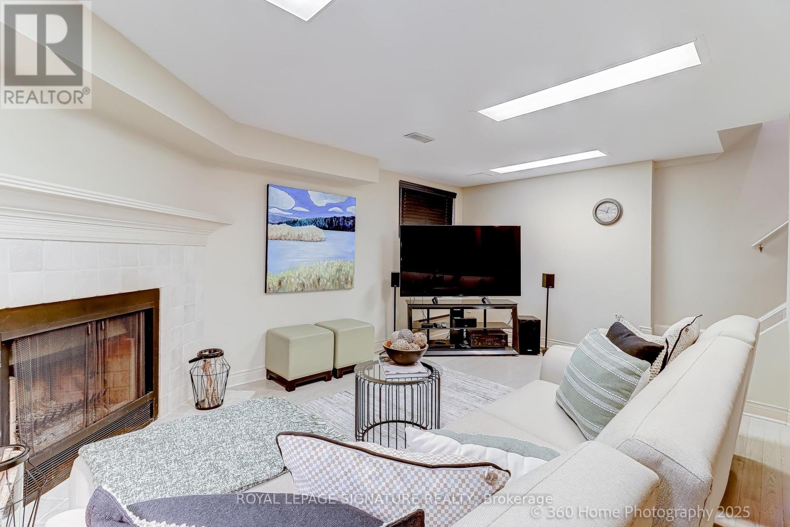 343 Cranbrooke Avenue, Toronto, Ontario  M5M 1N2 - Photo 26 - C12496050