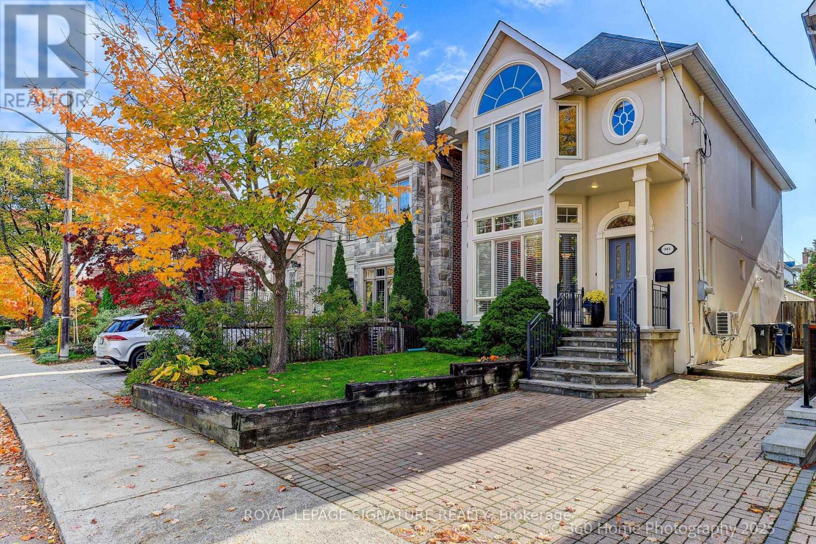 343 Cranbrooke Avenue, Toronto, Ontario  M5M 1N2 - Photo 3 - C12496050