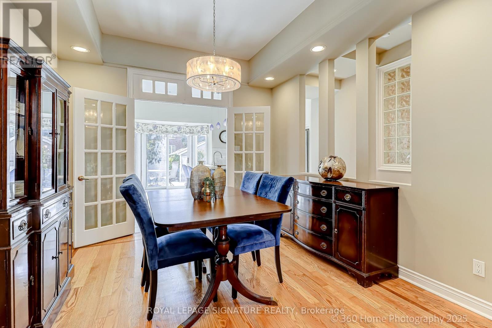 343 Cranbrooke Avenue, Toronto, Ontario  M5M 1N2 - Photo 6 - C12496050