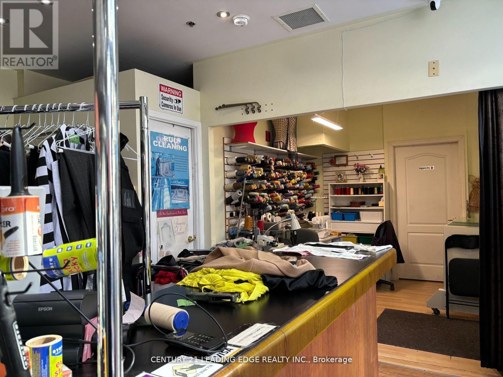 6 & 7 - 840 Church Street, Toronto, Ontario  M4W 3Y5 - Photo 17 - C12496064