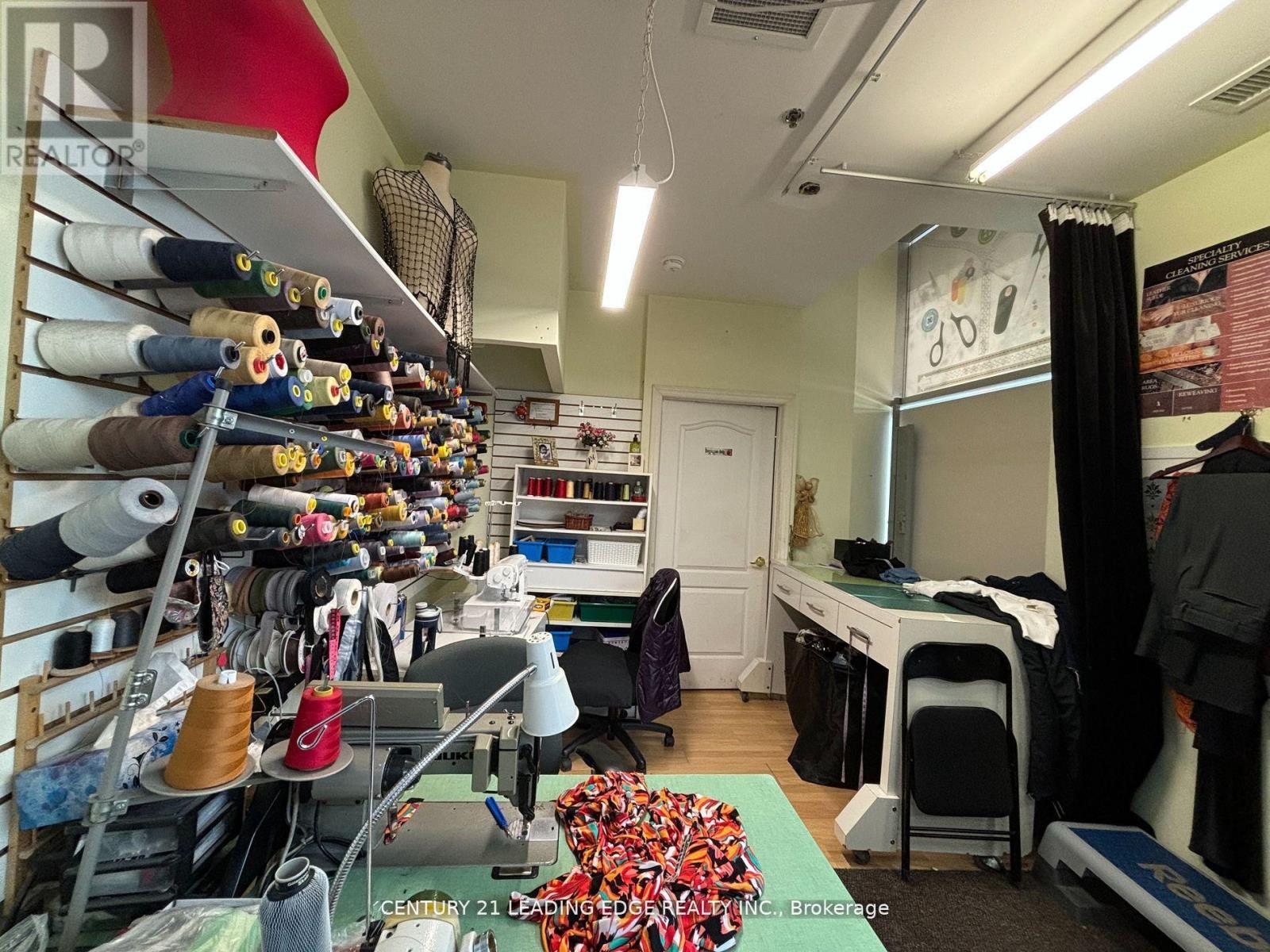 6 & 7 - 840 Church Street, Toronto, Ontario  M4W 3Y5 - Photo 27 - C12496064