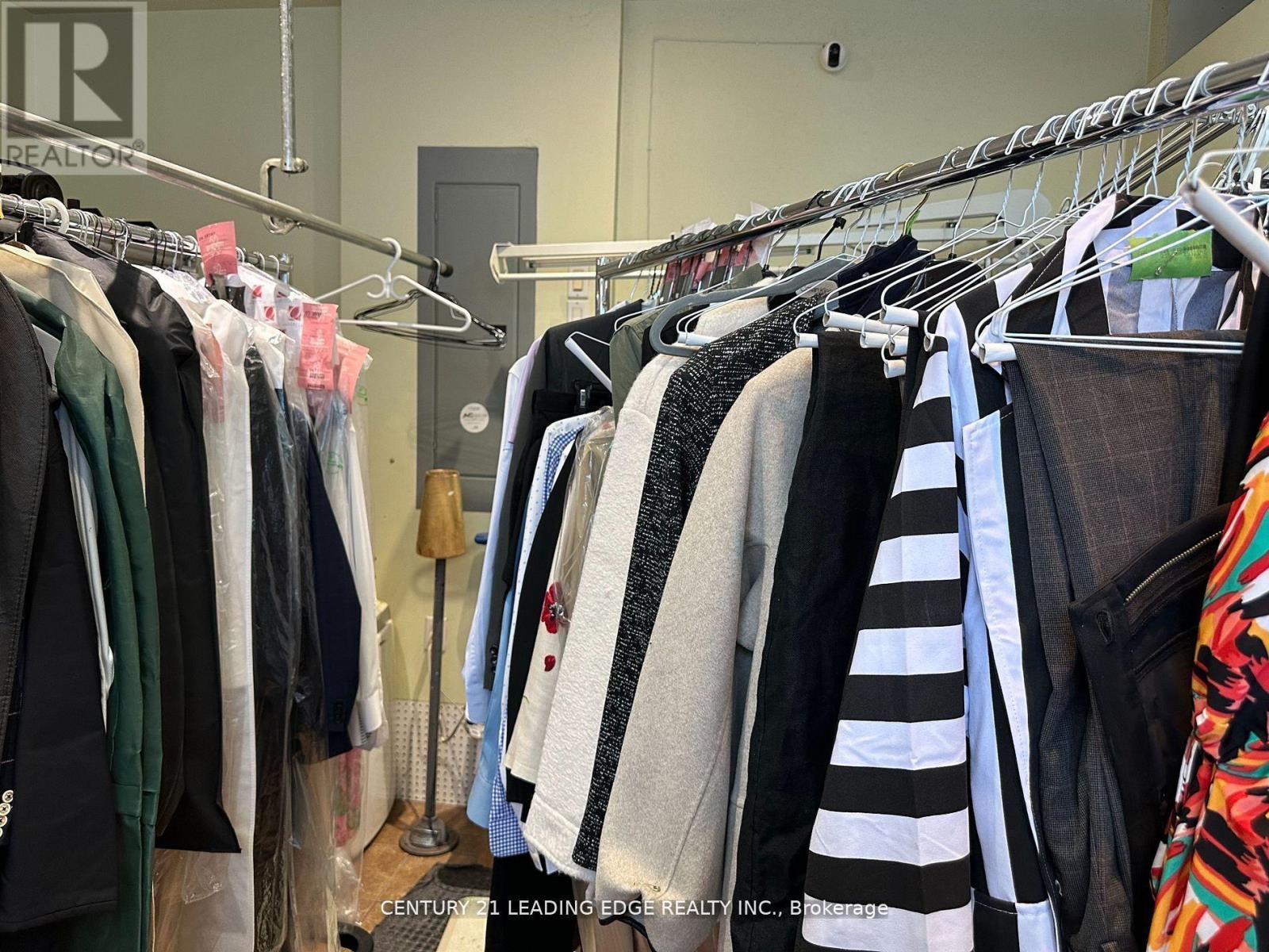 6 & 7 - 840 Church Street, Toronto, Ontario  M4W 3Y5 - Photo 29 - C12496064