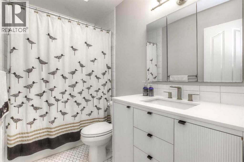 511 Cedarille Crescent Sw, Calgary, Alberta  T2W 2H6 - Photo 25 - A2263171