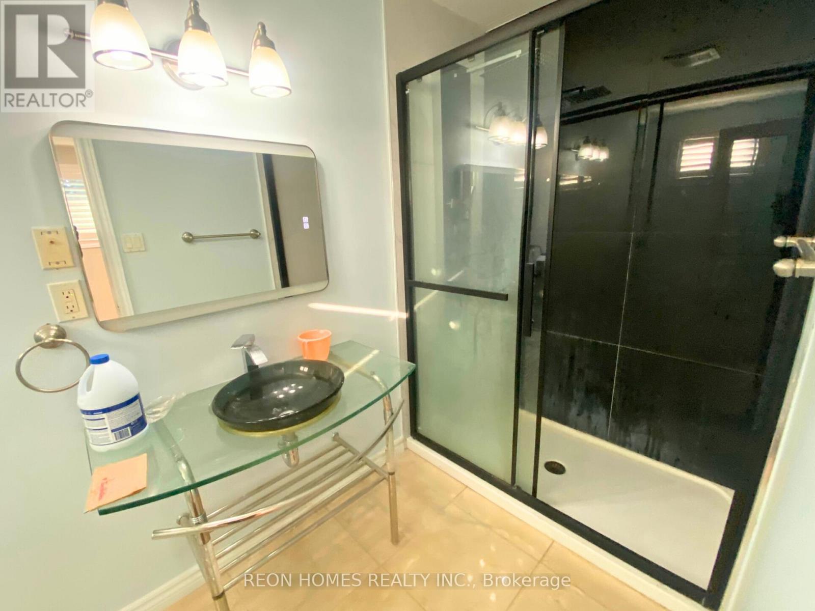 (Main) - 724 Sheppard Avenue, Pickering, Ontario  L1V 1G5 - Photo 13 - E12495690