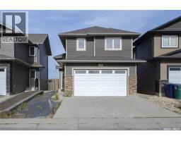 239 Henick CRESCENT Hampton Village