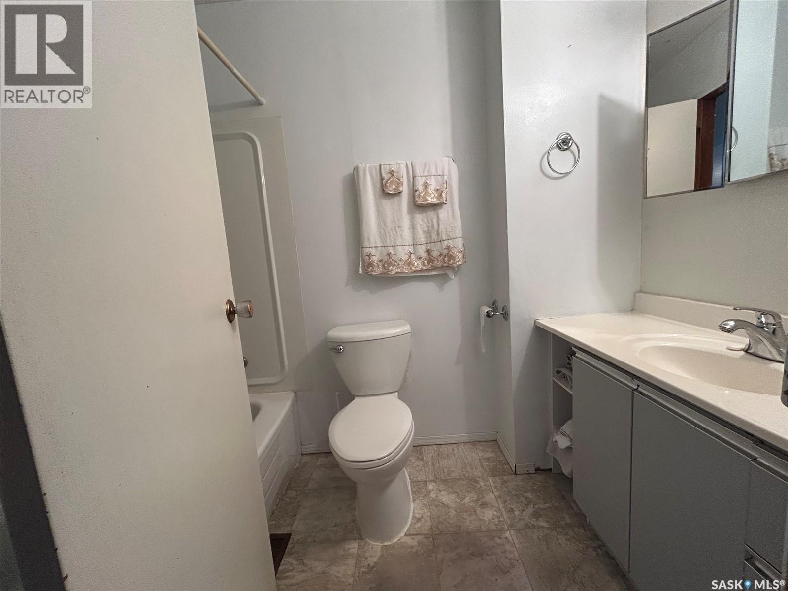 1111 100th Avenue, Tisdale, Saskatchewan  S0E 1T0 - Photo 9 - SK022091