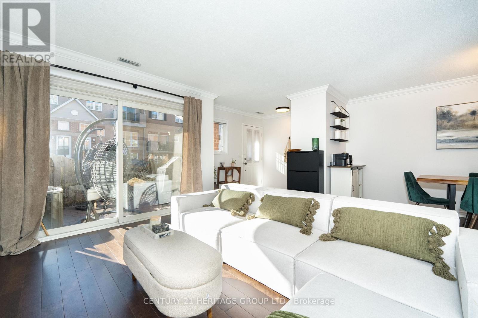 500 - 1400 The Esplanade Road N, Pickering, Ontario  L1V 6V2 - Photo 6 - E12495950