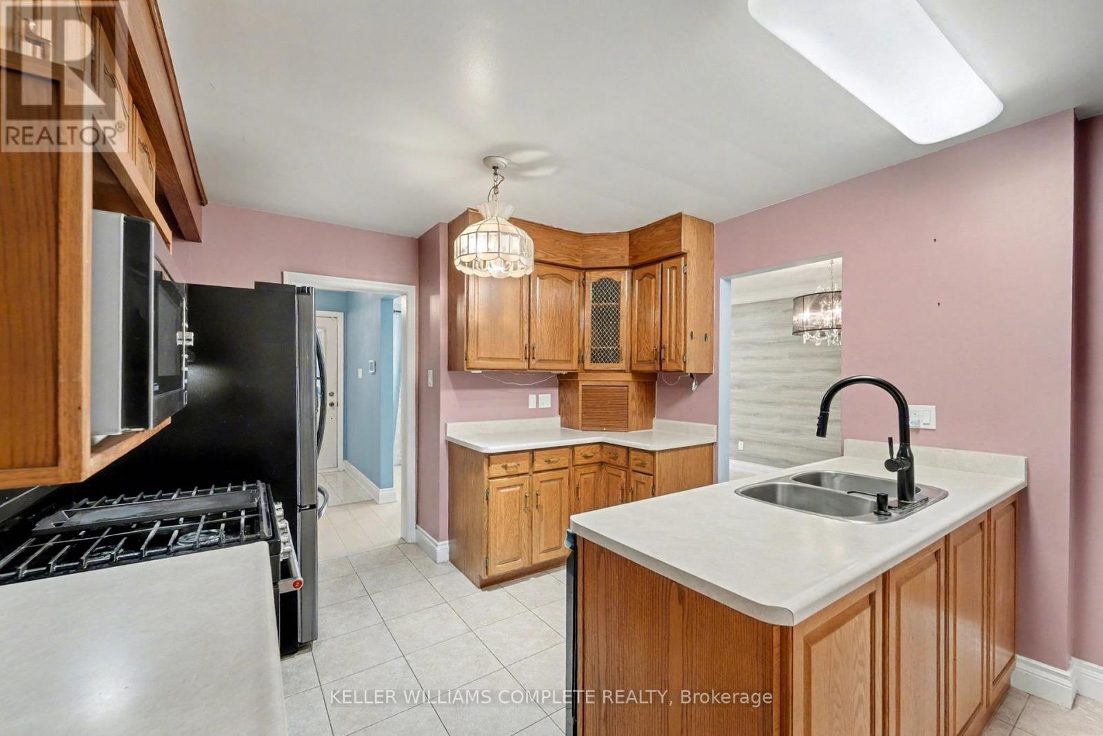 512 Finucane Street, Oshawa, Ontario  L1J 5L3 - Photo 14 - E12495980