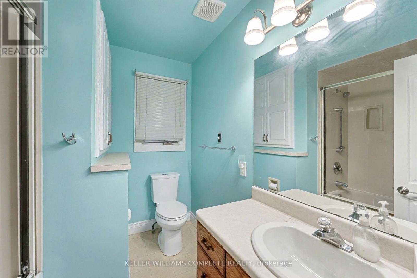 512 Finucane Street, Oshawa, Ontario  L1J 5L3 - Photo 24 - E12495980