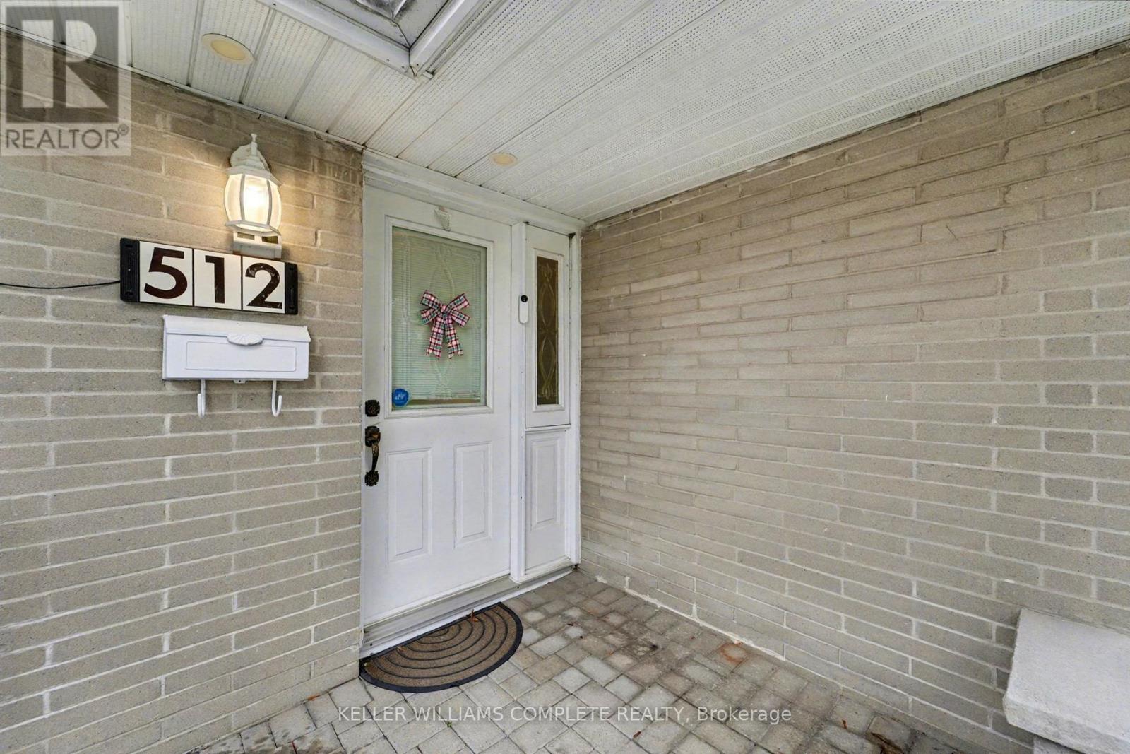 512 Finucane Street, Oshawa, Ontario  L1J 5L3 - Photo 5 - E12495980