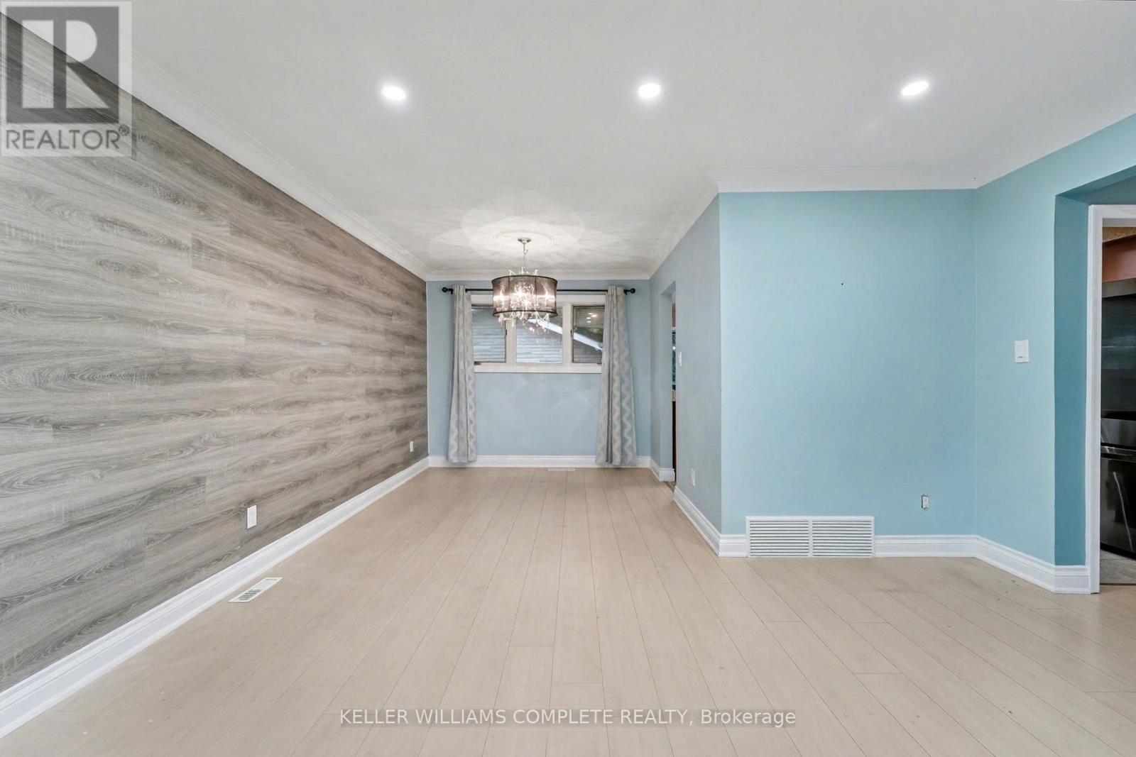 512 Finucane Street, Oshawa, Ontario  L1J 5L3 - Photo 9 - E12495980