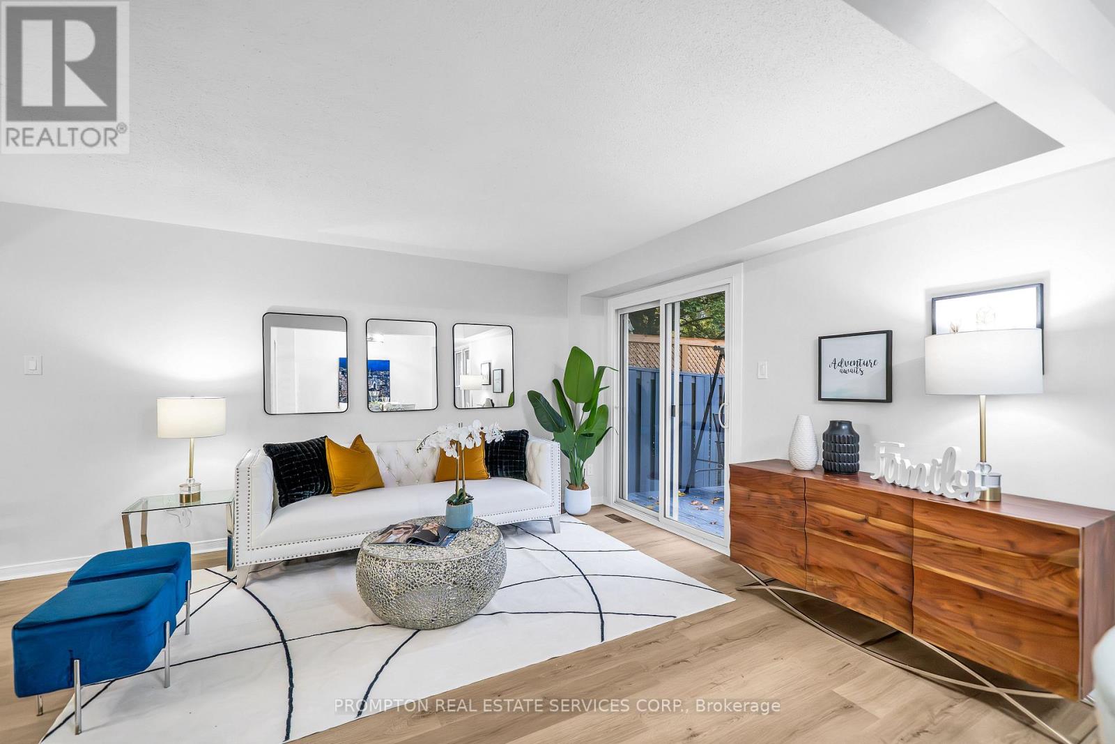 39 Frost Drive, Whitby, Ontario  L1P 1C8 - Photo 2 - E12496052