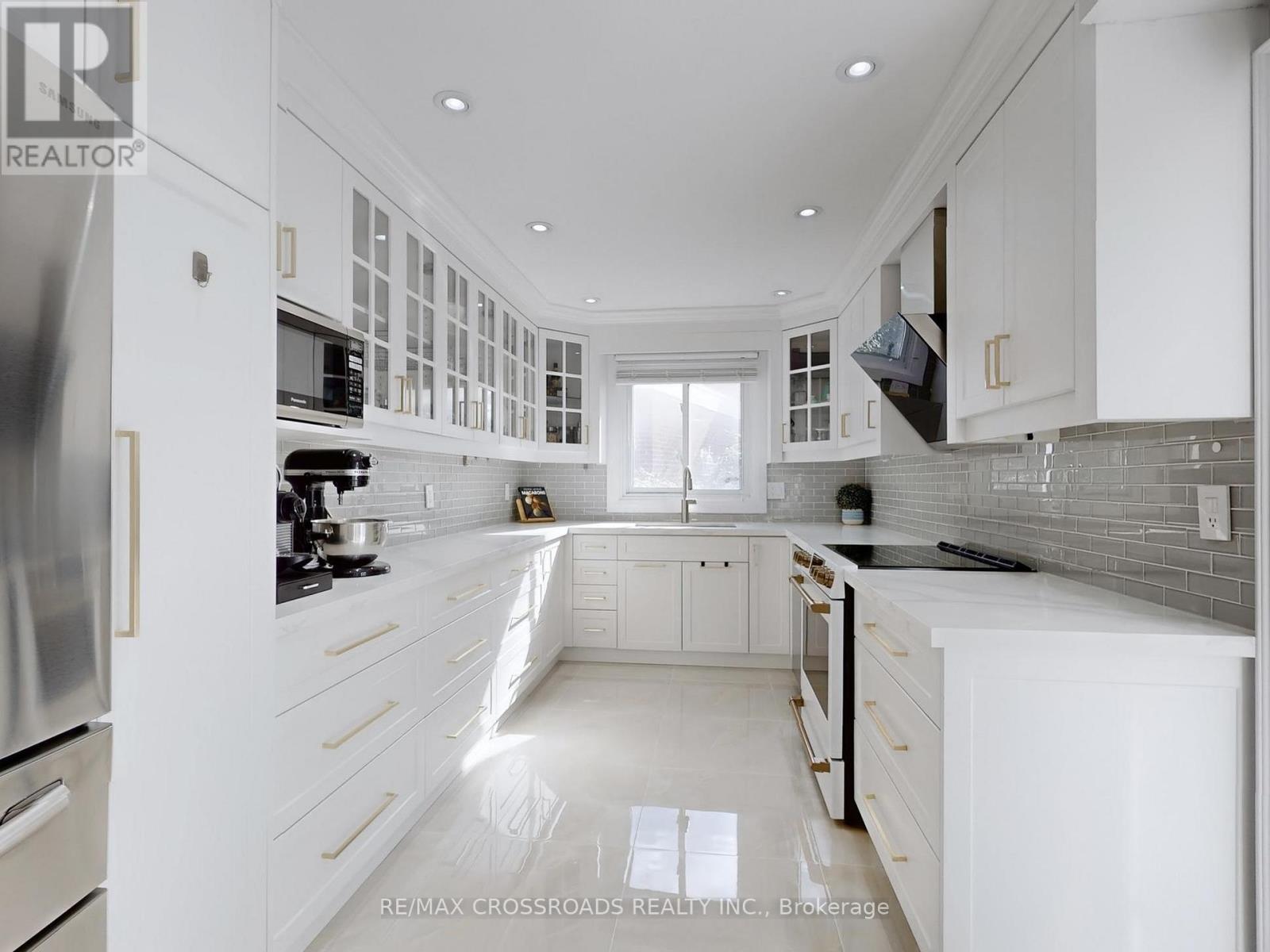 49 King Louis Crescent, Toronto, Ontario  M1T 2X1 - Photo 11 - E12496084