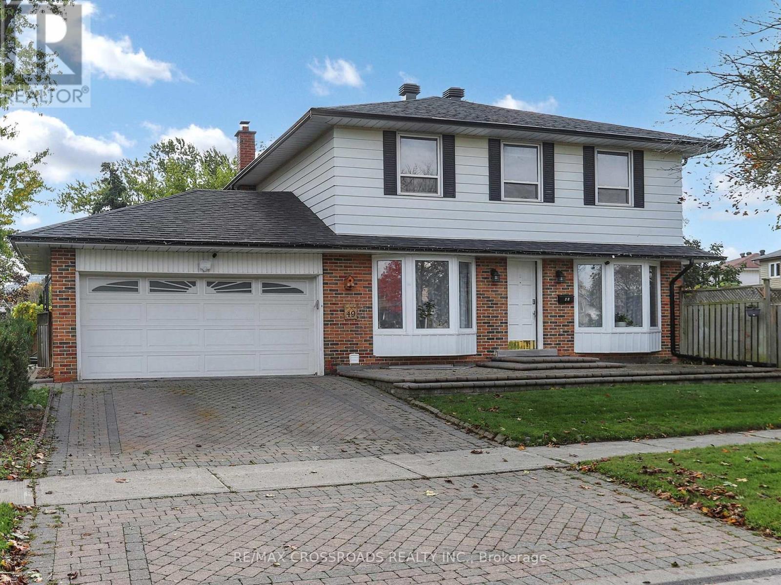 49 King Louis Crescent, Toronto, Ontario  M1T 2X1 - Photo 2 - E12496084