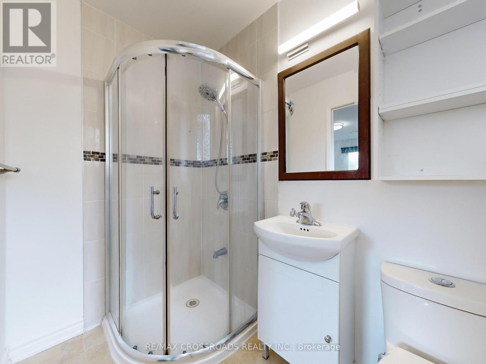 49 King Louis Crescent, Toronto, Ontario  M1T 2X1 - Photo 22 - E12496084