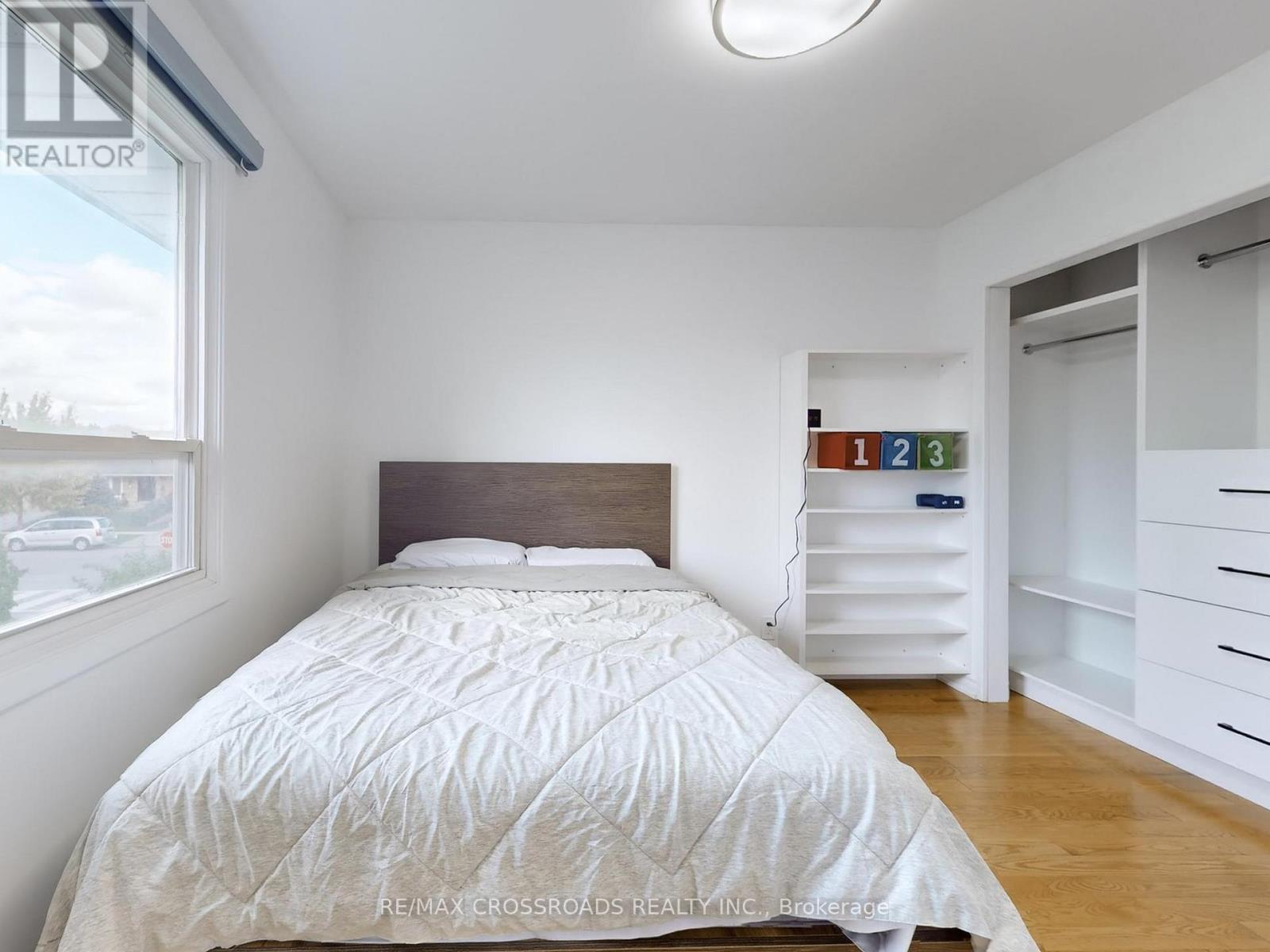 49 King Louis Crescent, Toronto, Ontario  M1T 2X1 - Photo 24 - E12496084