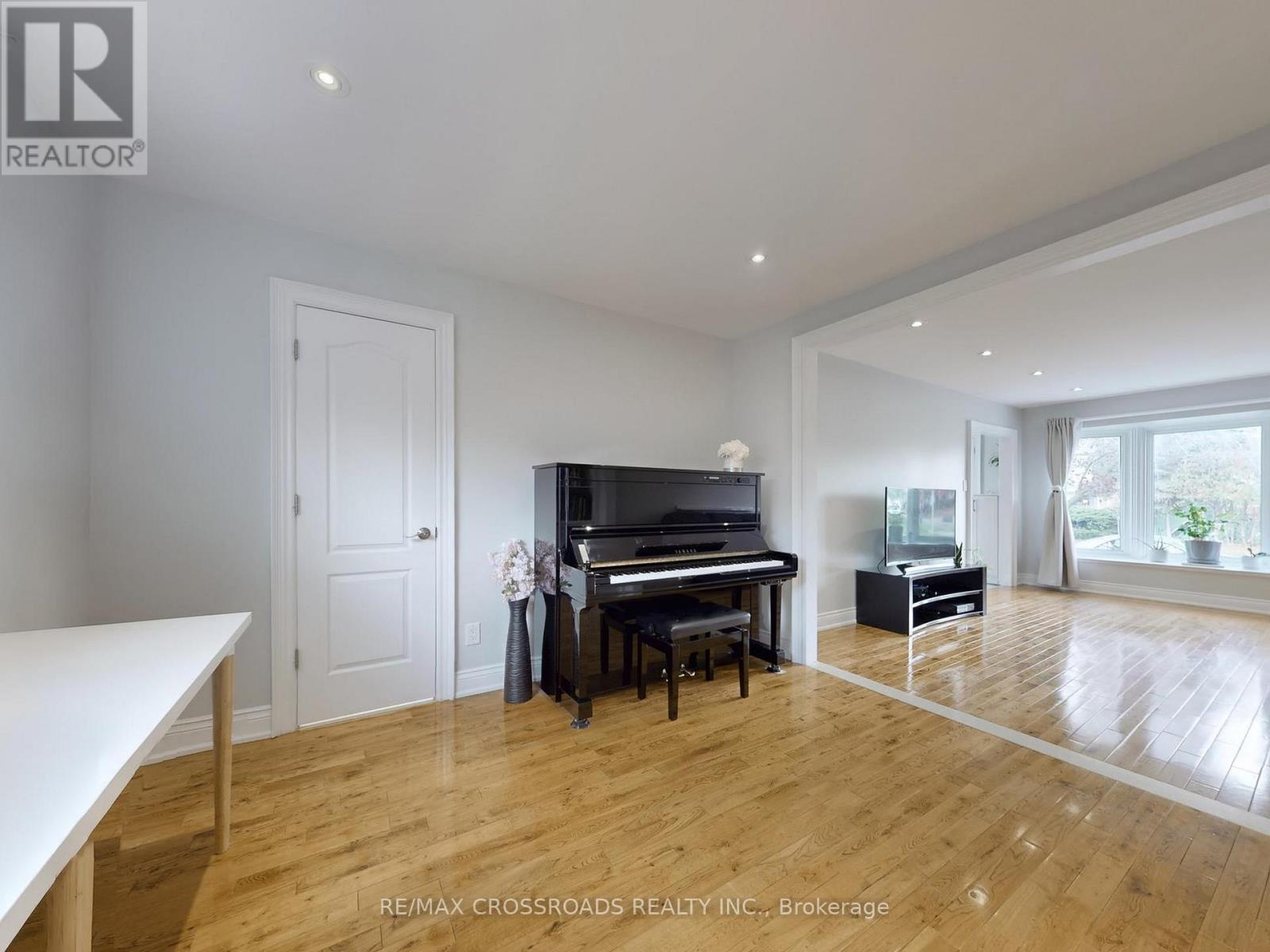 49 King Louis Crescent, Toronto, Ontario  M1T 2X1 - Photo 9 - E12496084