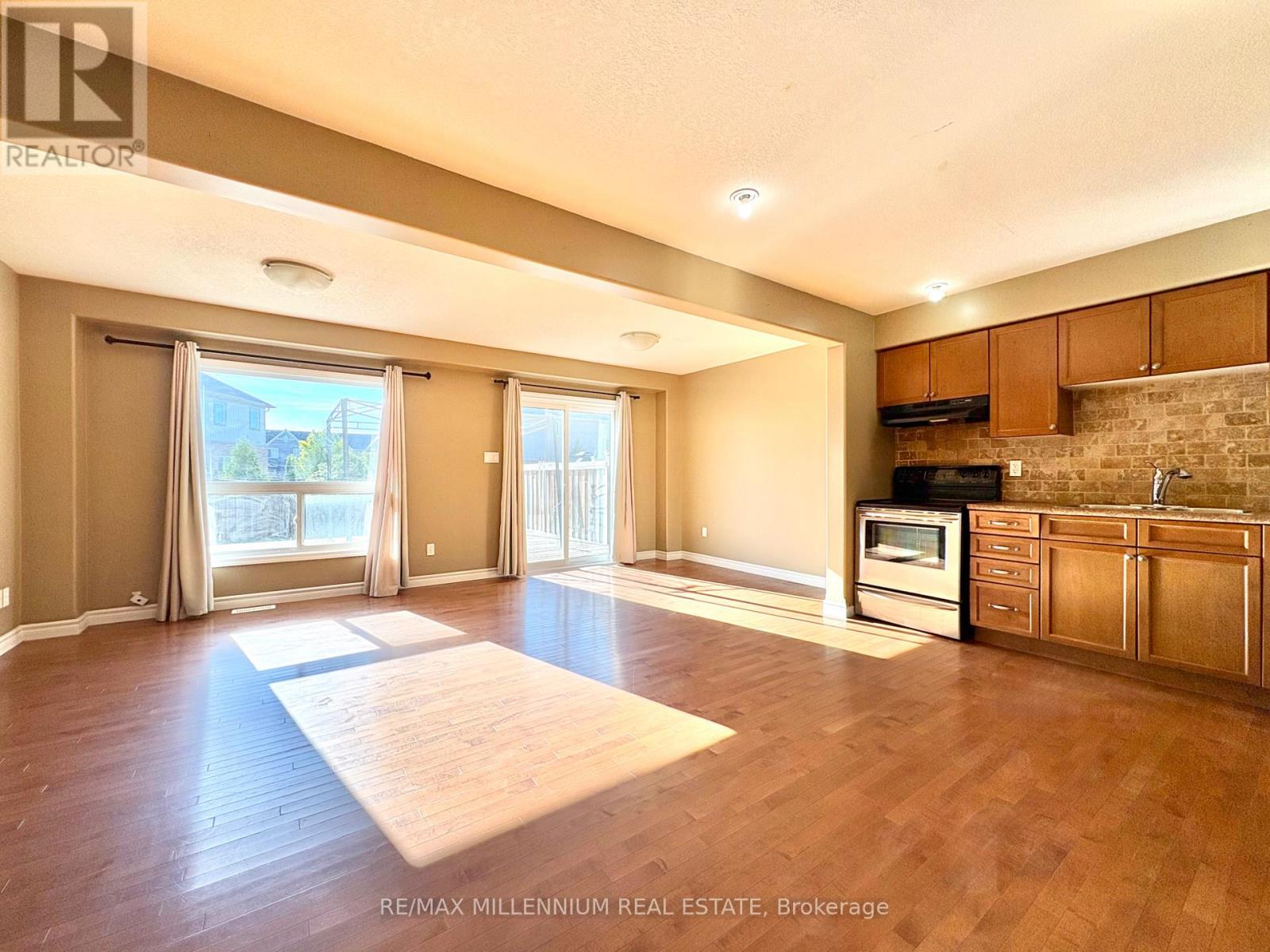 88 Warman Street, New Tecumseth, Ontario  L9R 0C1 - Photo 6 - N12419383