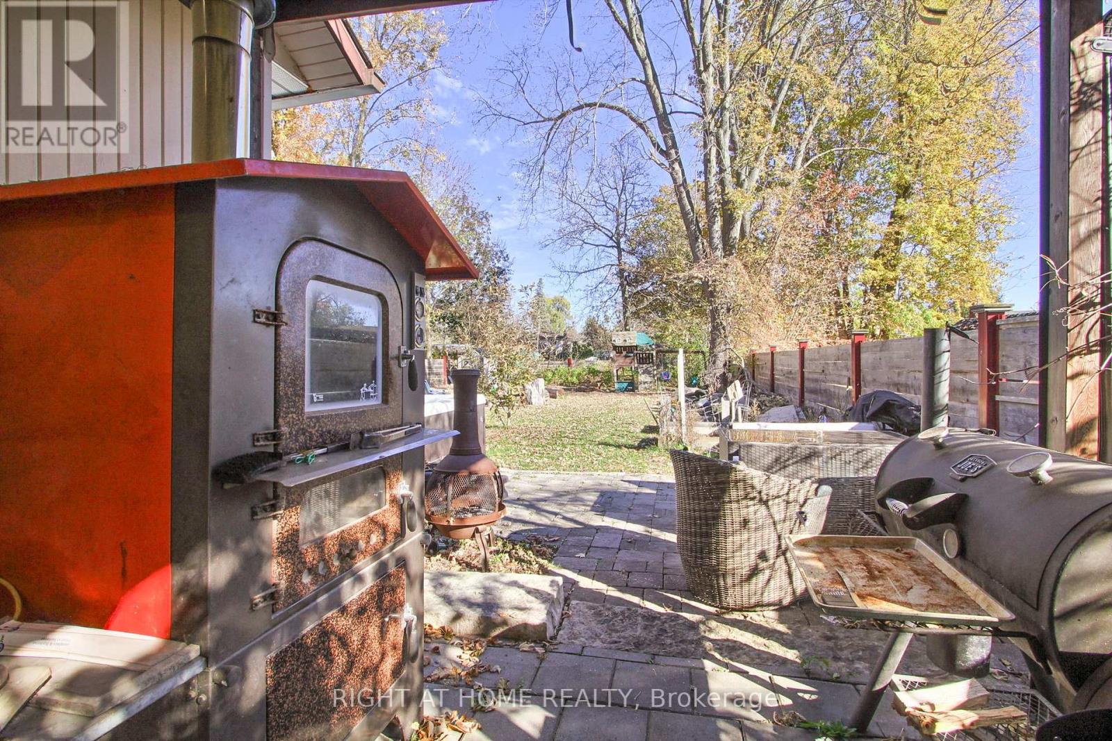 45 Pleasant Avenue, East Gwillimbury, Ontario  L9N 1A2 - Photo 42 - N12494620