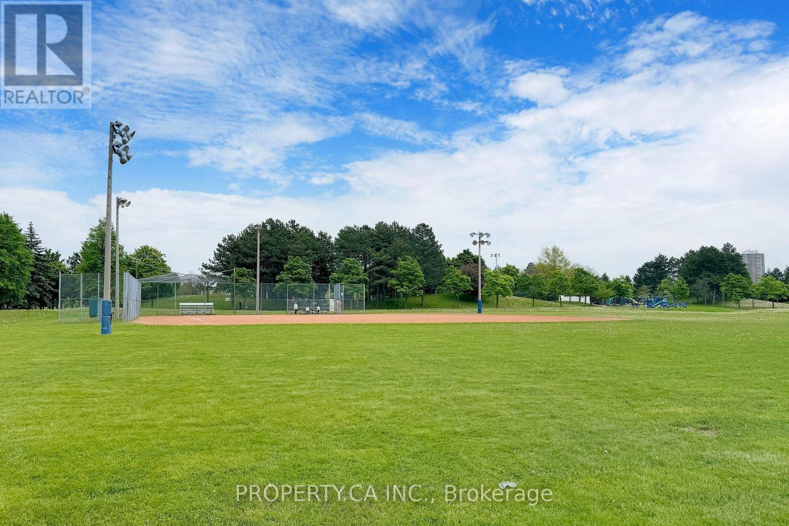 109 Lisa Crescent, Vaughan, Ontario  L4J 2N2 - Photo 33 - N12488190