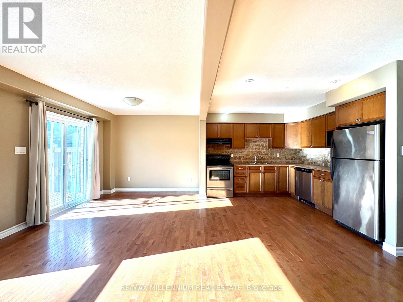 88 Warman Street, New Tecumseth, Ontario  L9R 0C1 - Photo 5 - N12419383