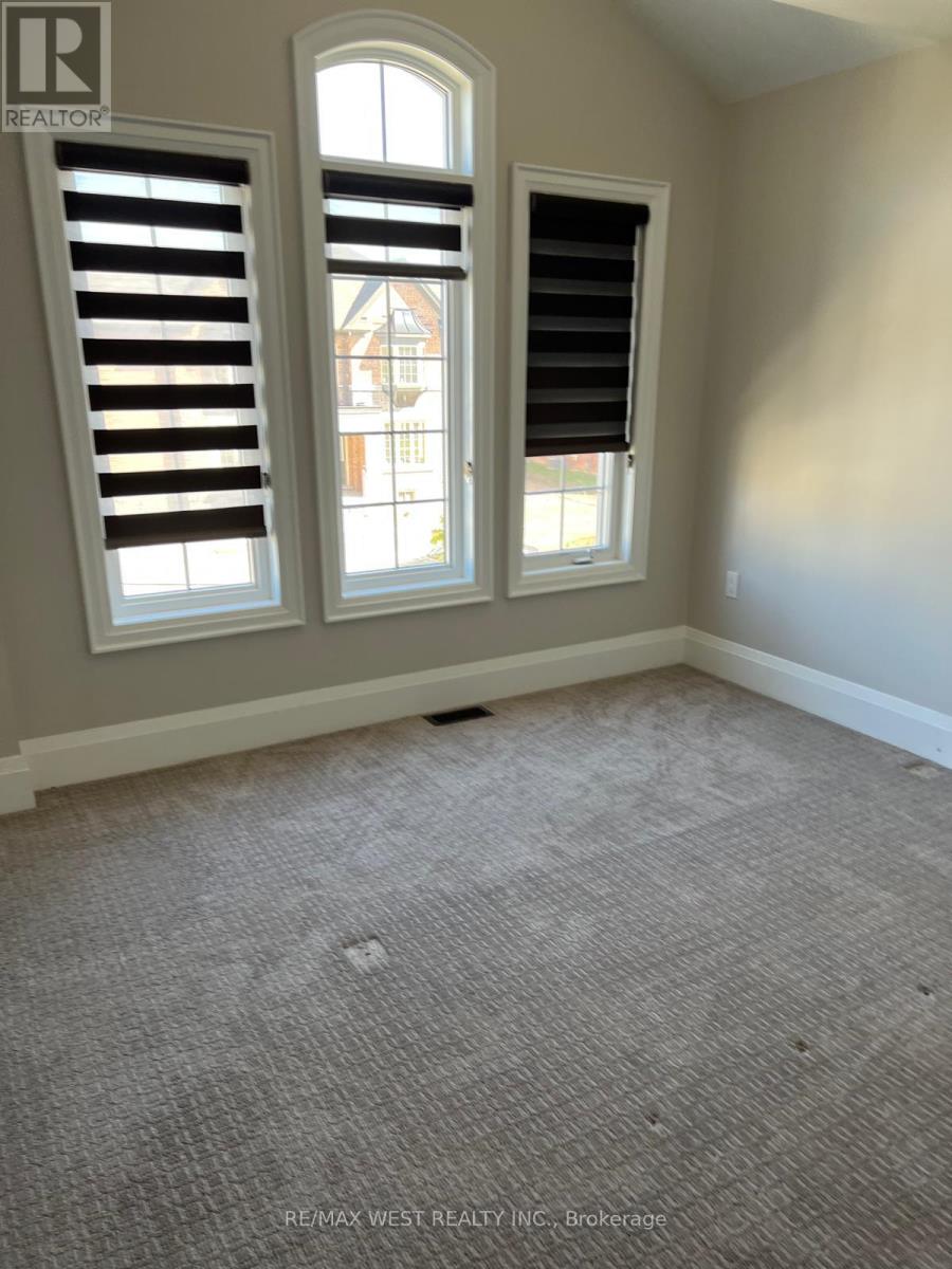 132 Russell Creek Drive, Brampton, Ontario  L6R 4B4 - Photo 16 - W12491894