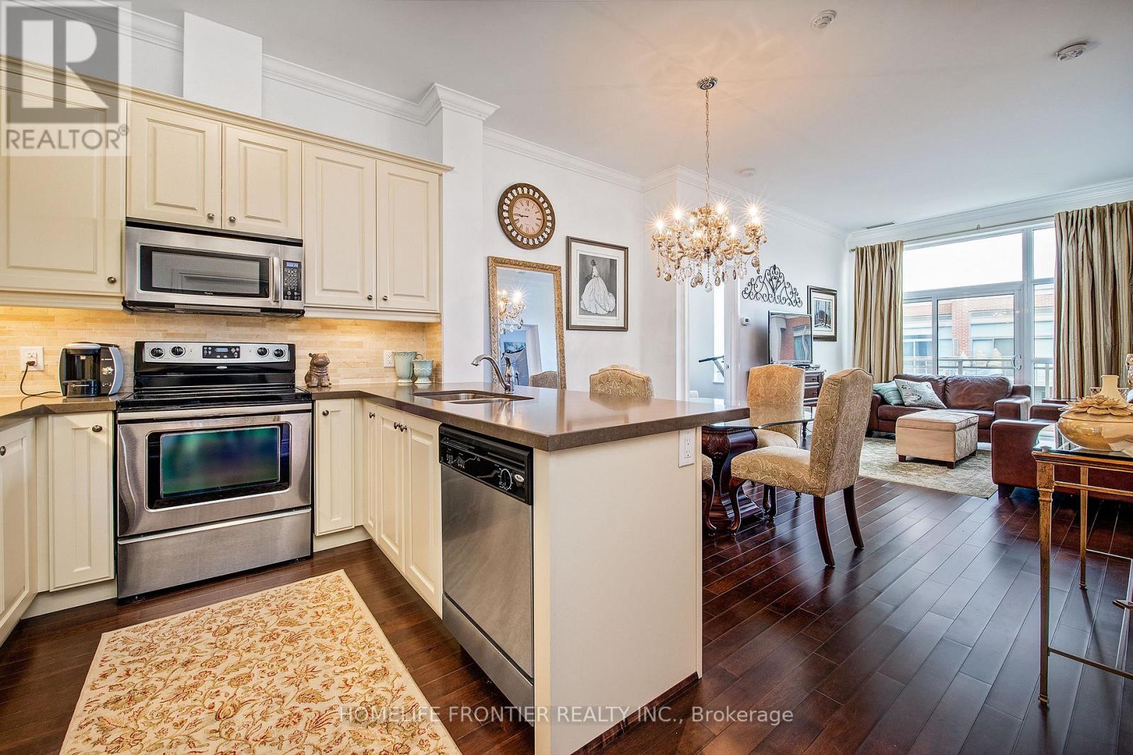 Ph607 - 281 Woodbridge Avenue, Vaughan, Ontario  L4L 0C6 - Photo 5 - N12495908