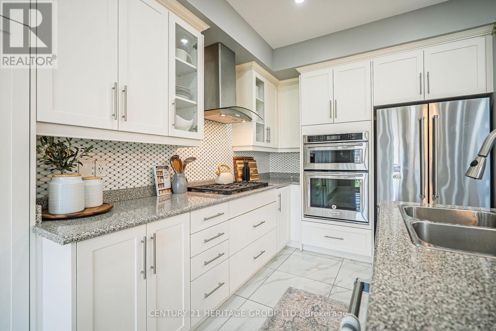 89 Sutherland Avenue, Bradford West Gwillimbury (Bradford), Ontario  L3Z 4H4 - Photo 17 - N12495922