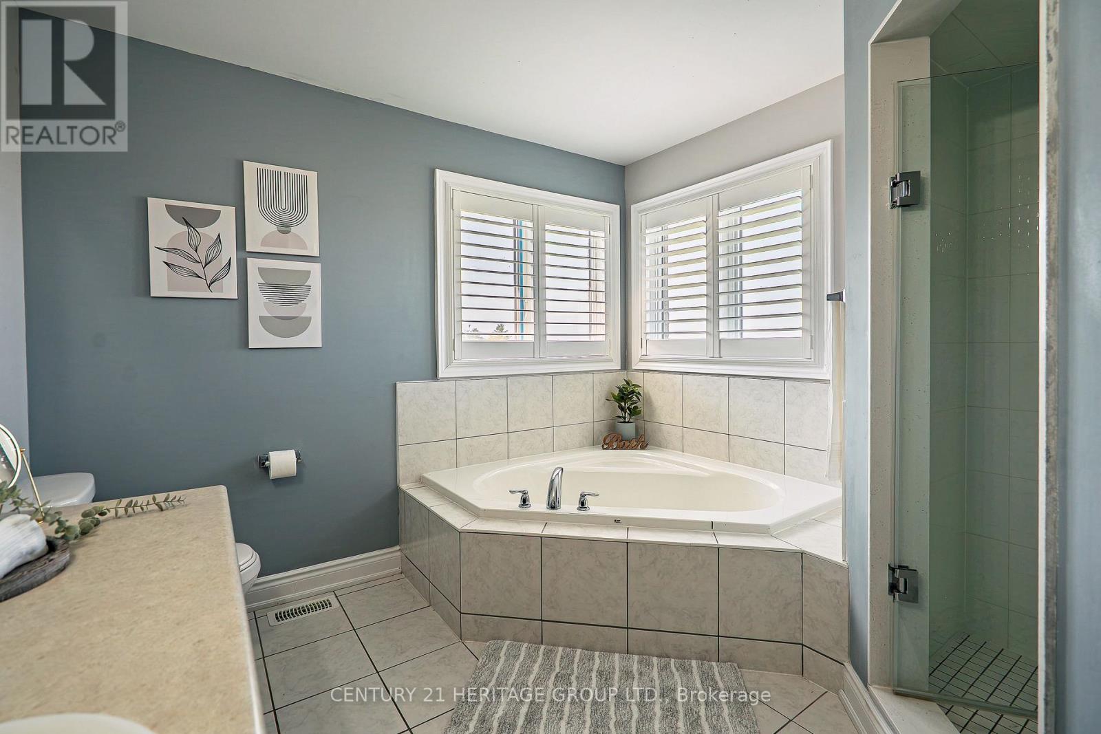 89 Sutherland Avenue, Bradford West Gwillimbury (Bradford), Ontario  L3Z 4H4 - Photo 25 - N12495922