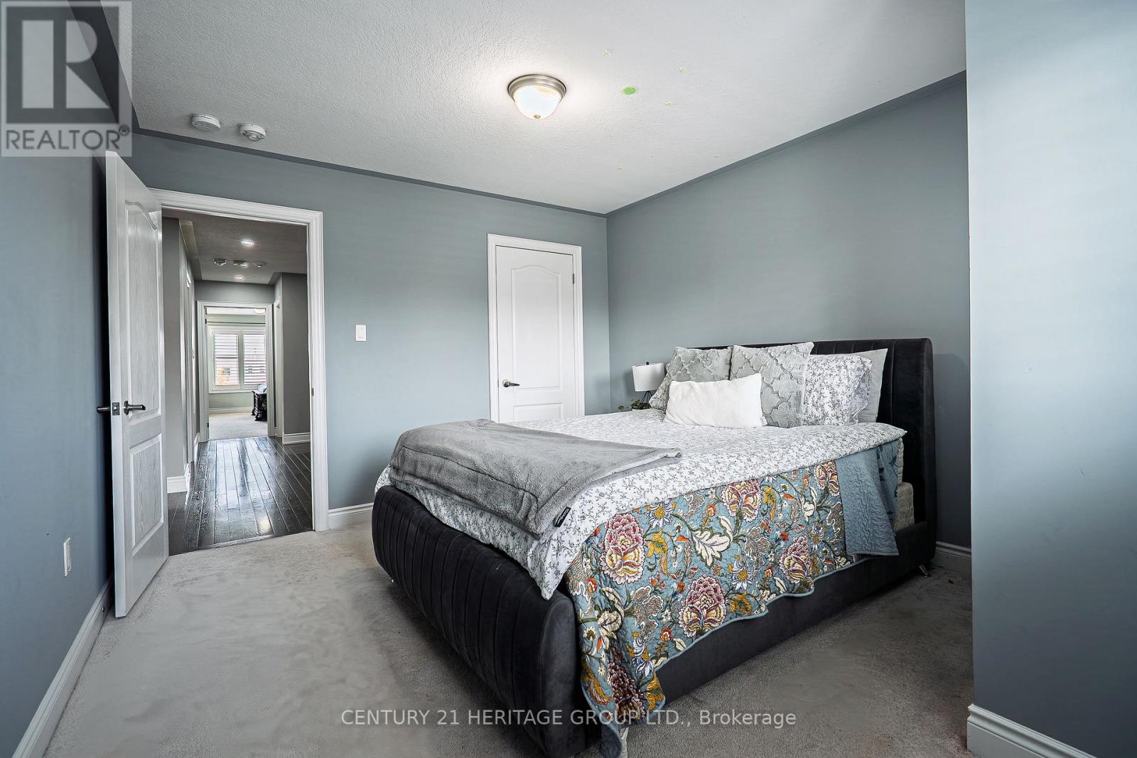 89 Sutherland Avenue, Bradford West Gwillimbury (Bradford), Ontario  L3Z 4H4 - Photo 30 - N12495922