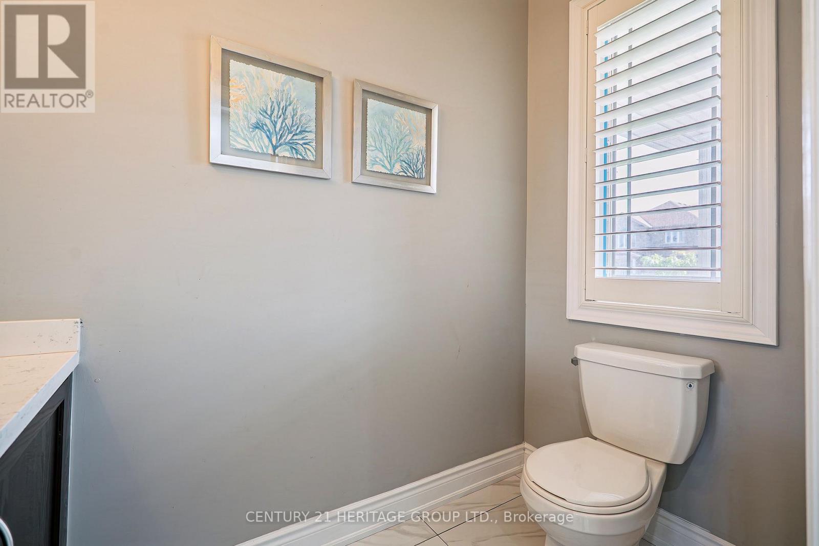 89 Sutherland Avenue, Bradford West Gwillimbury (Bradford), Ontario  L3Z 4H4 - Photo 7 - N12495922