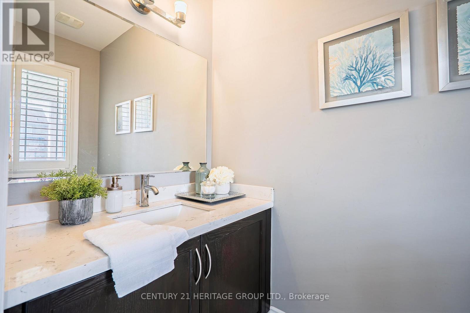 89 Sutherland Avenue, Bradford West Gwillimbury (Bradford), Ontario  L3Z 4H4 - Photo 8 - N12495922