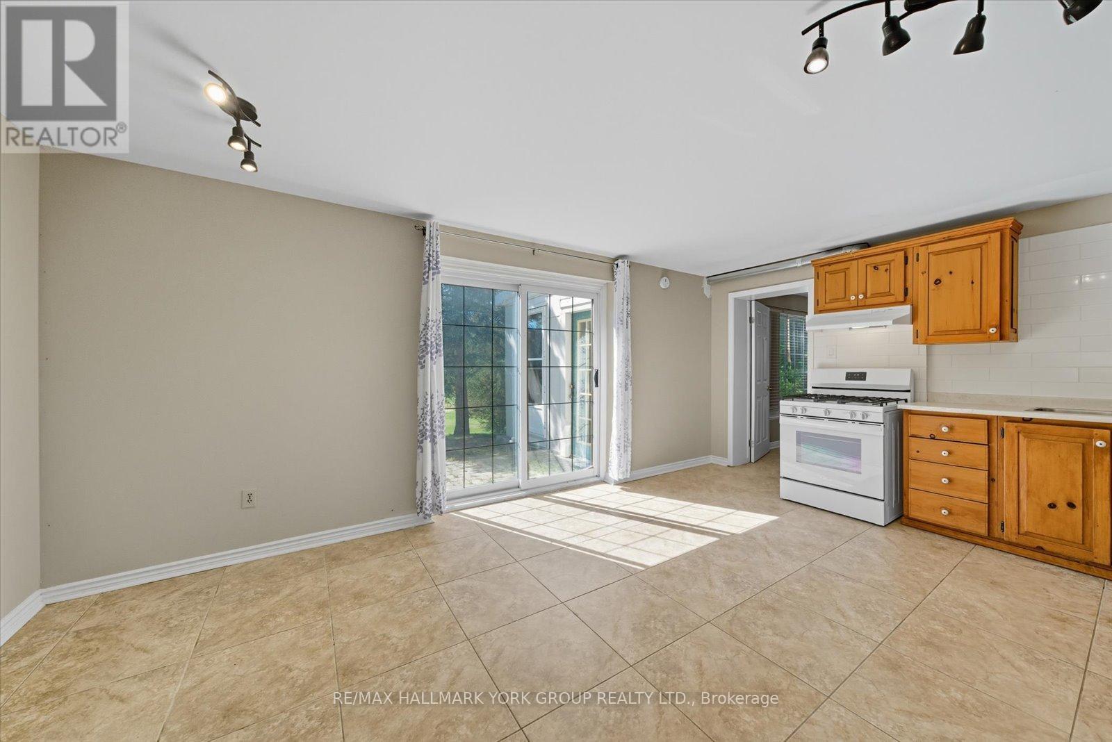 3815 King Road, King, Ontario  L7B 1K4 - Photo 37 - N12495972