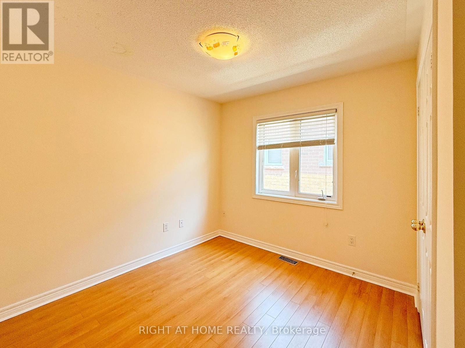 Upper - 54 George Kirby Street, Vaughan, Ontario  L6A 0K5 - Photo 13 - N12495998