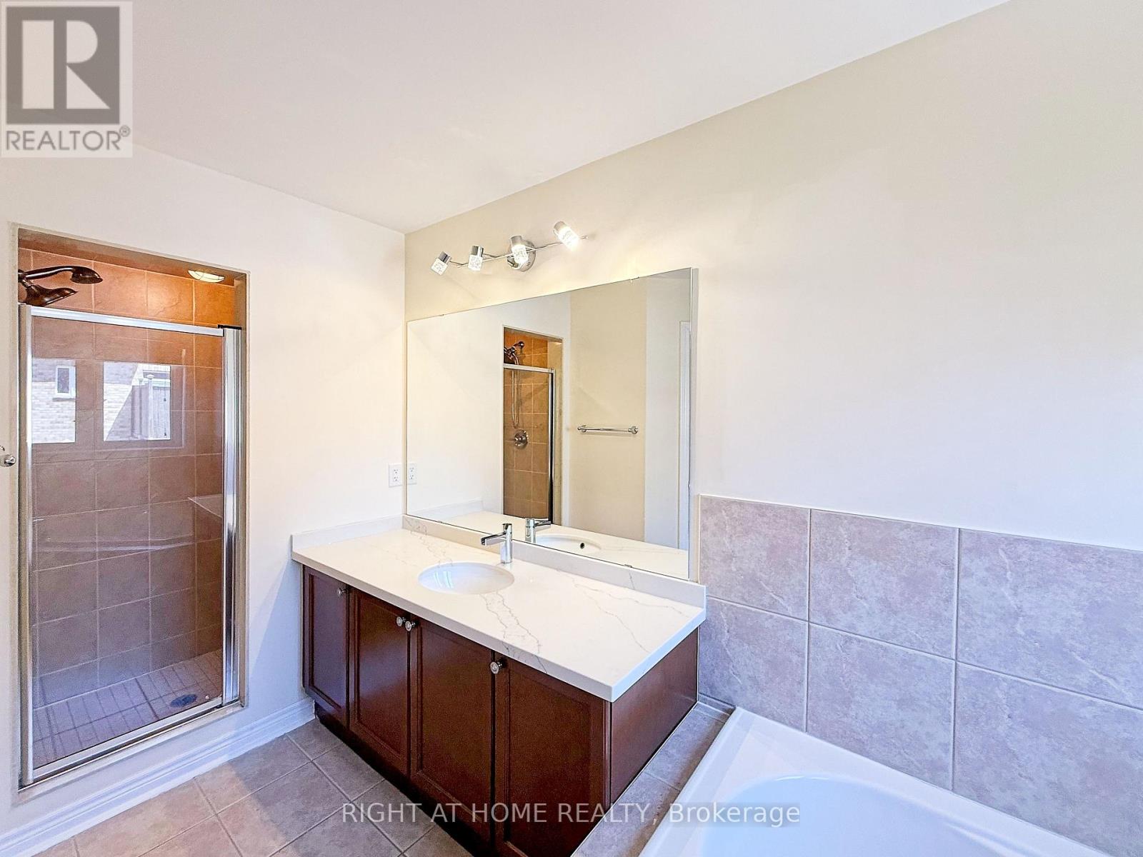 Upper - 54 George Kirby Street, Vaughan, Ontario  L6A 0K5 - Photo 18 - N12495998