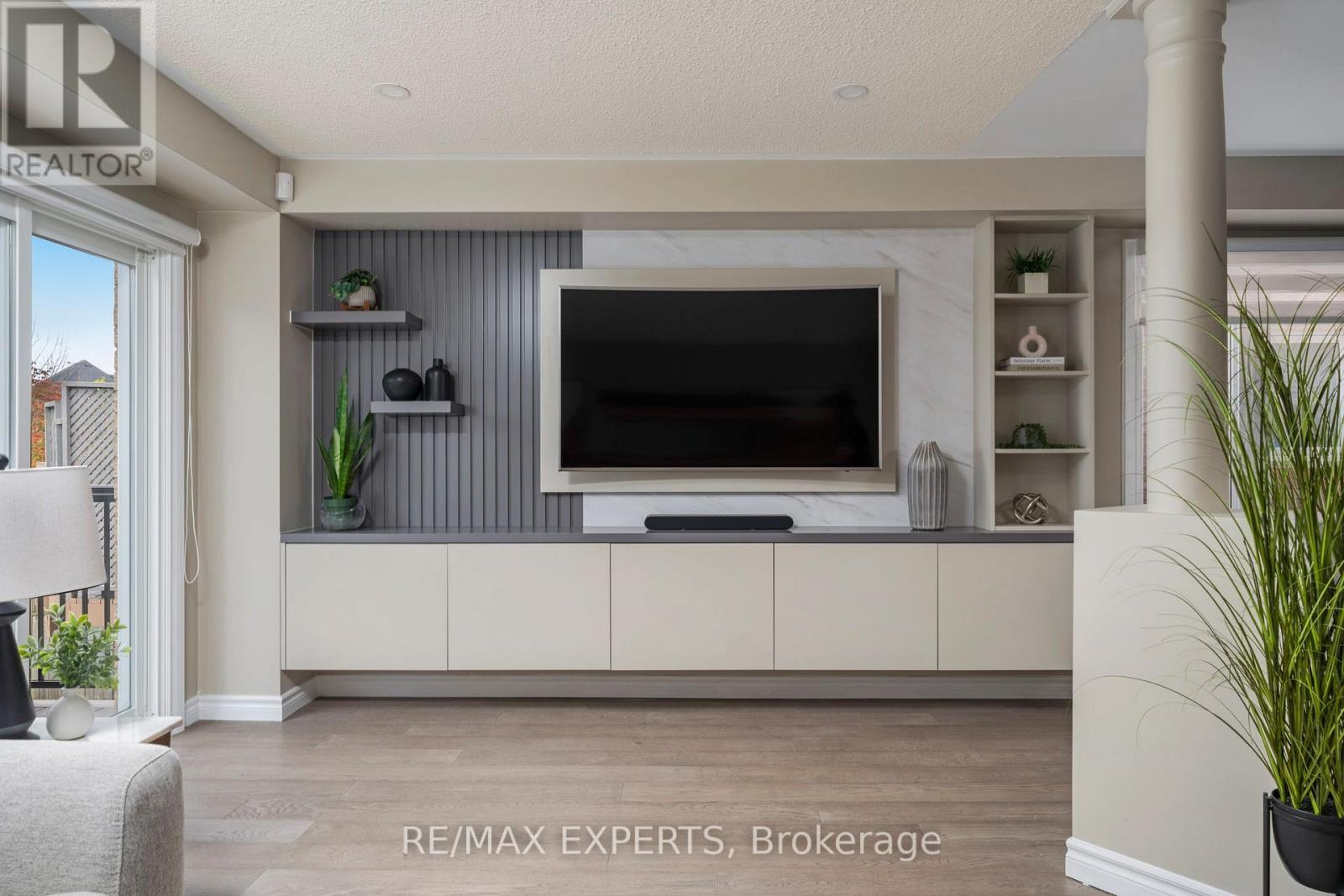 157 Primeau Drive, Aurora, Ontario  L4G 6Z6 - Photo 11 - N12496032