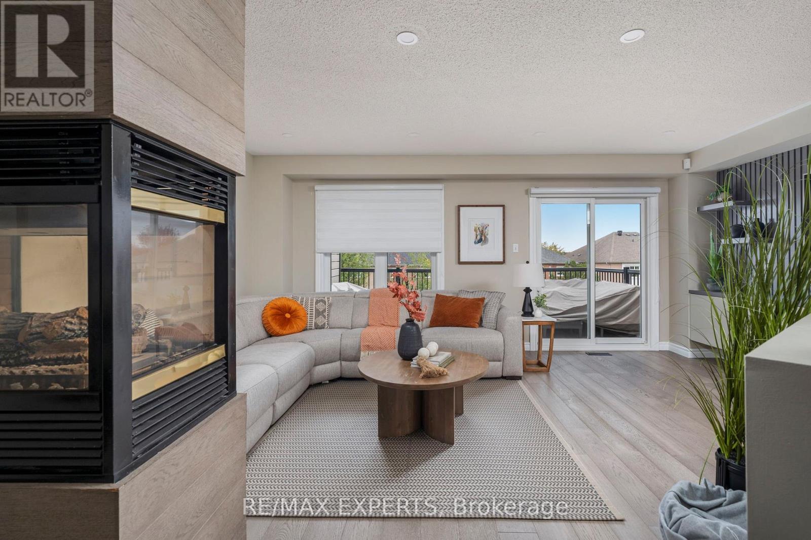 157 Primeau Drive, Aurora, Ontario  L4G 6Z6 - Photo 9 - N12496032