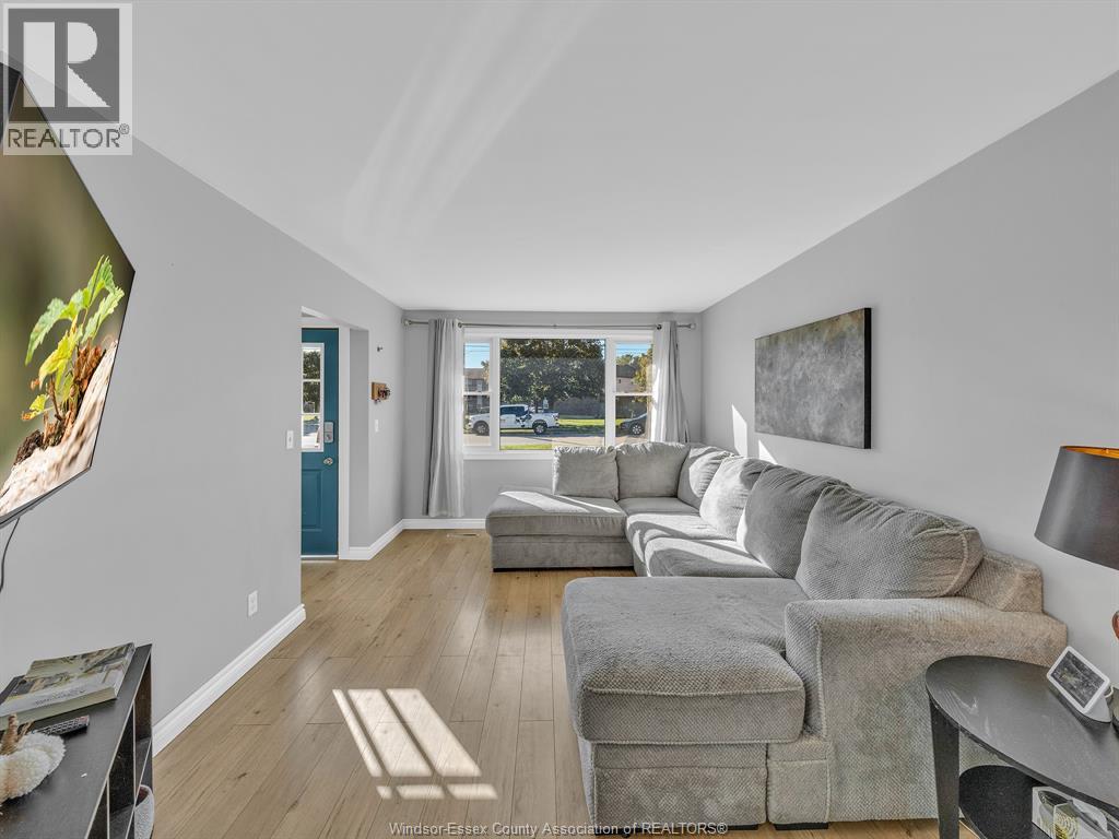 129 Lansdowne Avenue, Kingsville, Ontario  N9Y 1S4 - Photo 3 - 25027690