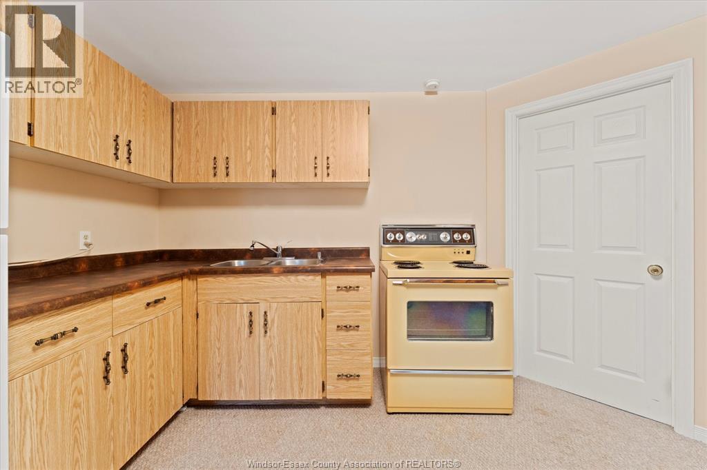 1591 Heatherglen, Tecumseh, Ontario  N8N 5B5 - Photo 22 - 25027639