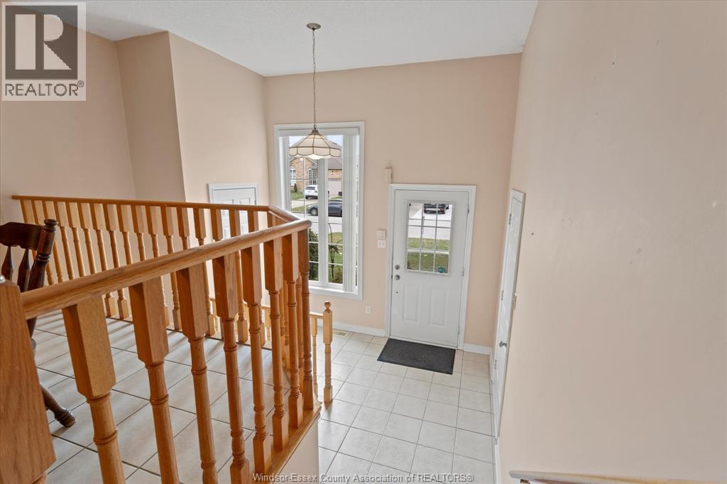 1591 Heatherglen, Tecumseh, Ontario  N8N 5B5 - Photo 5 - 25027639