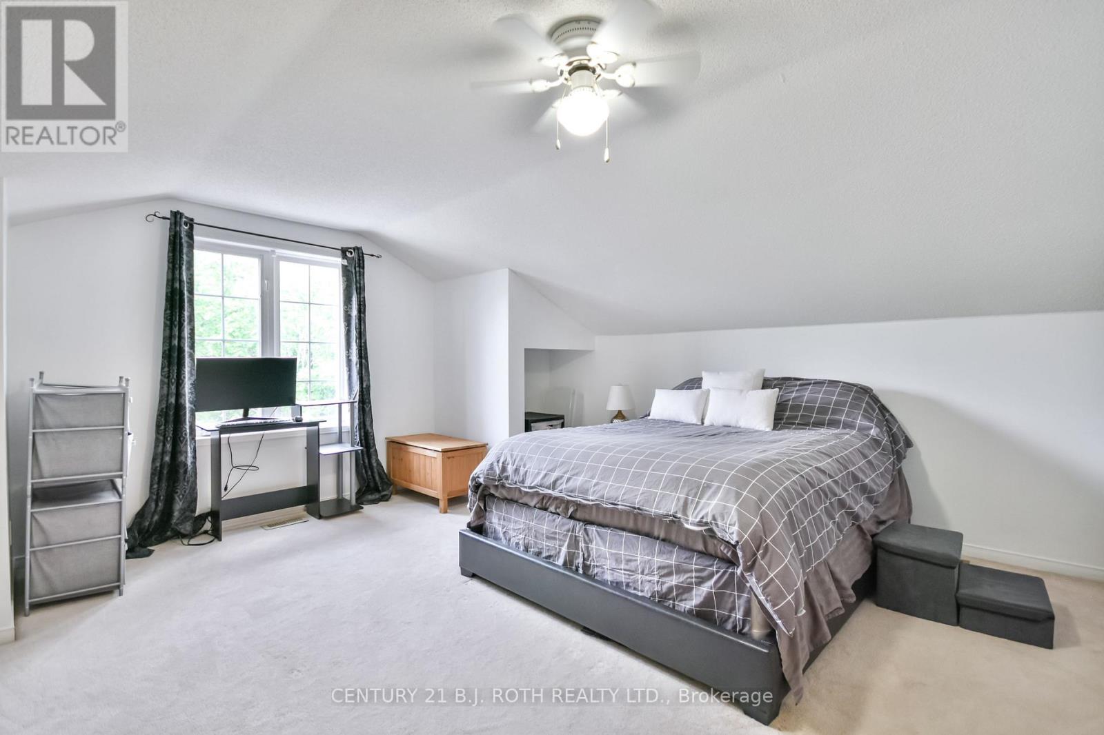 56 Monique Crescent, Barrie, Ontario  L4M 6Y4 - Photo 17 - S12495866