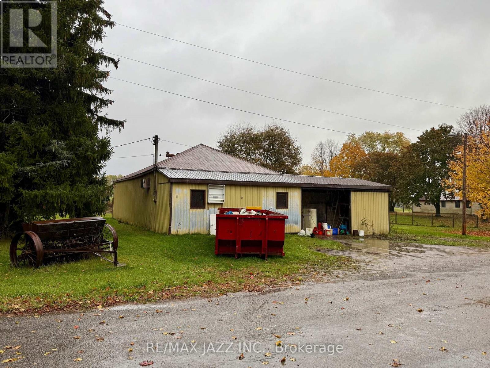 3985 Wilson Road N, Oshawa, Ontario  L1H 7K4 - Photo 2 - E12496124