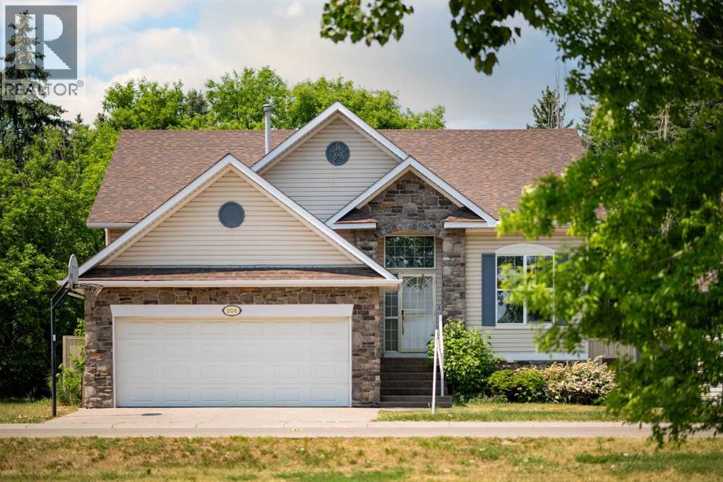 206 Parkview Estates, Strathmore, Alberta
