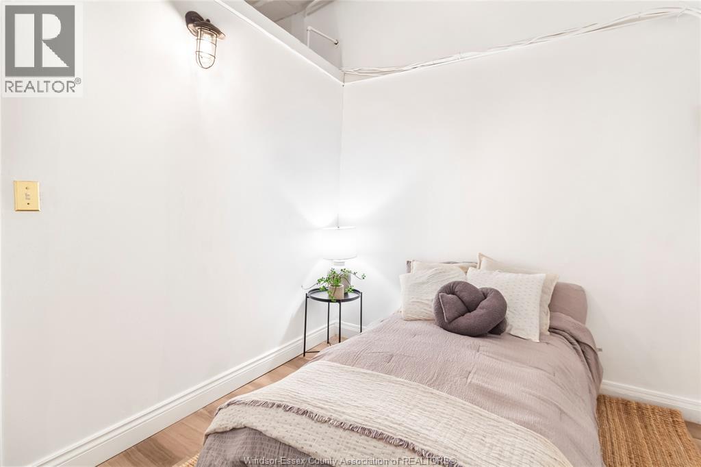 1496 Drouillard, Windsor, Ontario  N8Y 2R9 - Photo 8 - 25024468