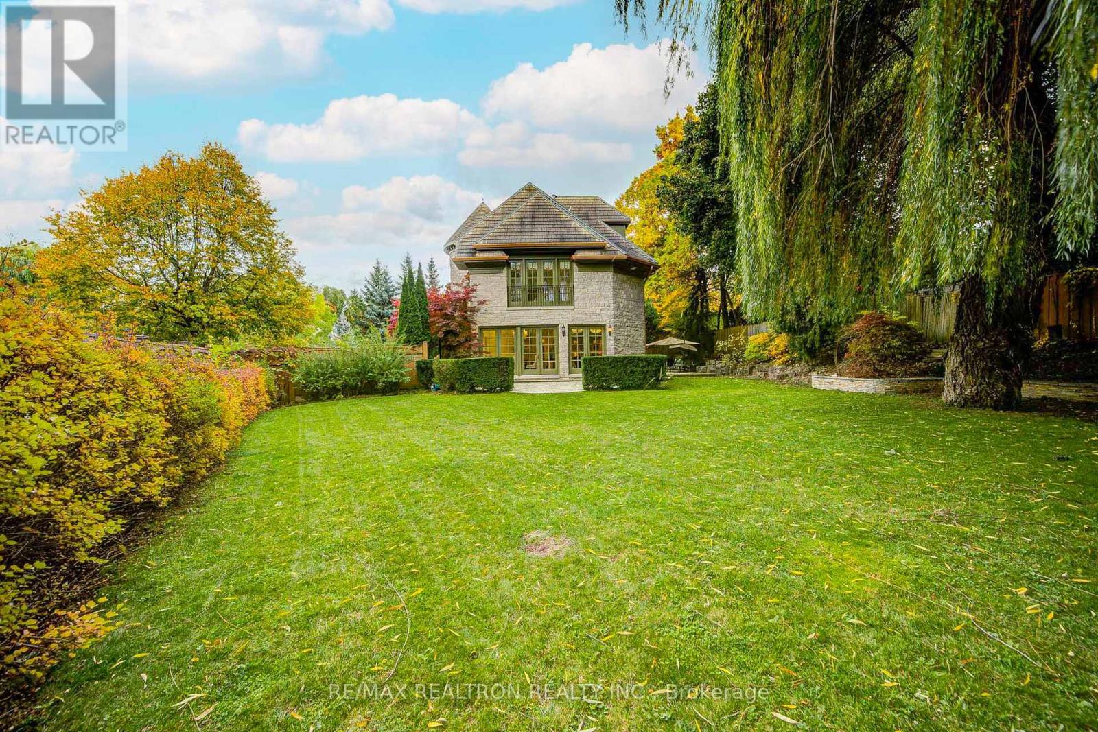 7 Legacy Court, Toronto, Ontario  M2L 2Y7 - Photo 37 - C12486955