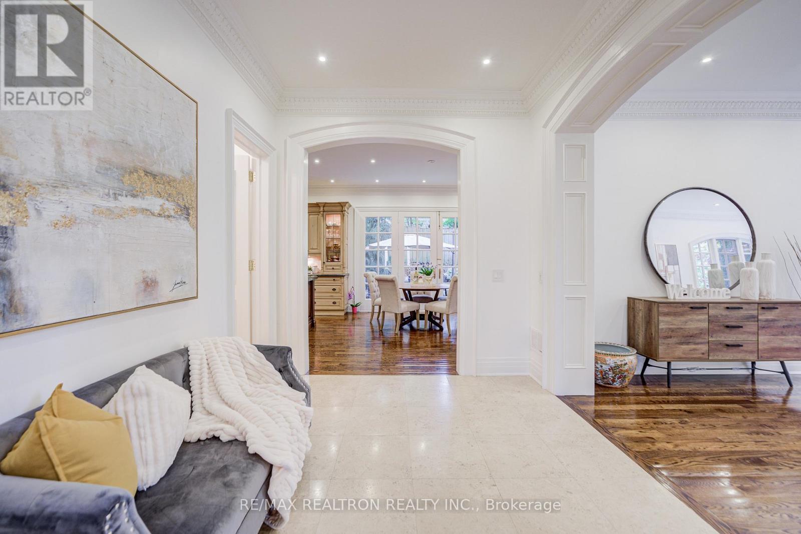 7 Legacy Court, Toronto, Ontario  M2L 2Y7 - Photo 6 - C12486955