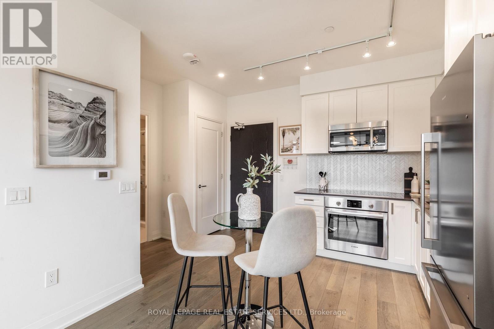 617 - 293 The Kingsway, Toronto, Ontario  M9A 0E8 - Photo 11 - W12495852